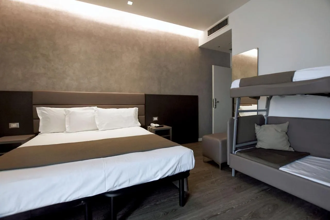 Hotel Aurora Viserba Di Rimini